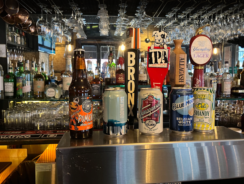 Charlies Bar & Kitchen